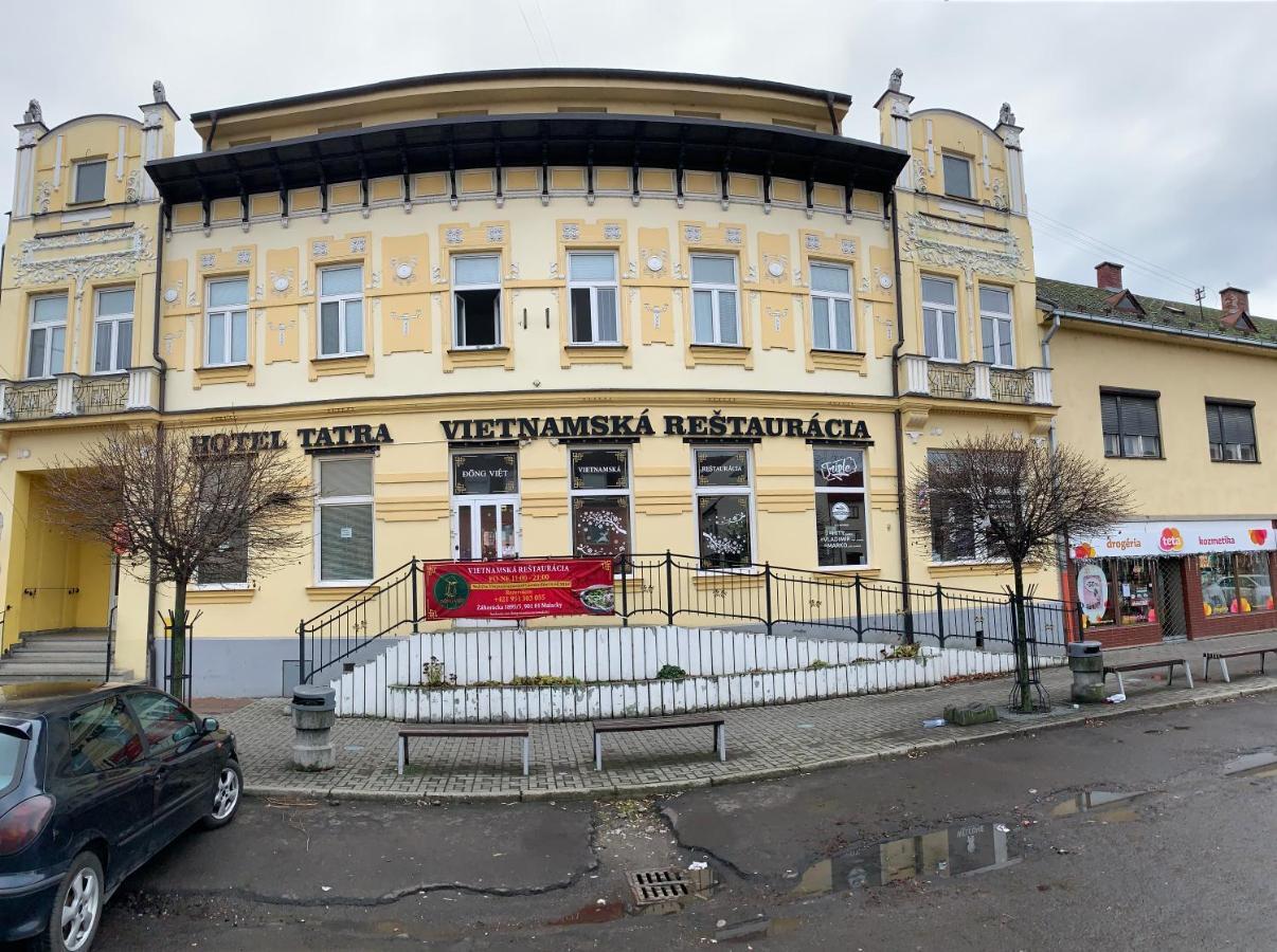 Hotel Tatra มาลาสกี ภายนอก รูปภาพ