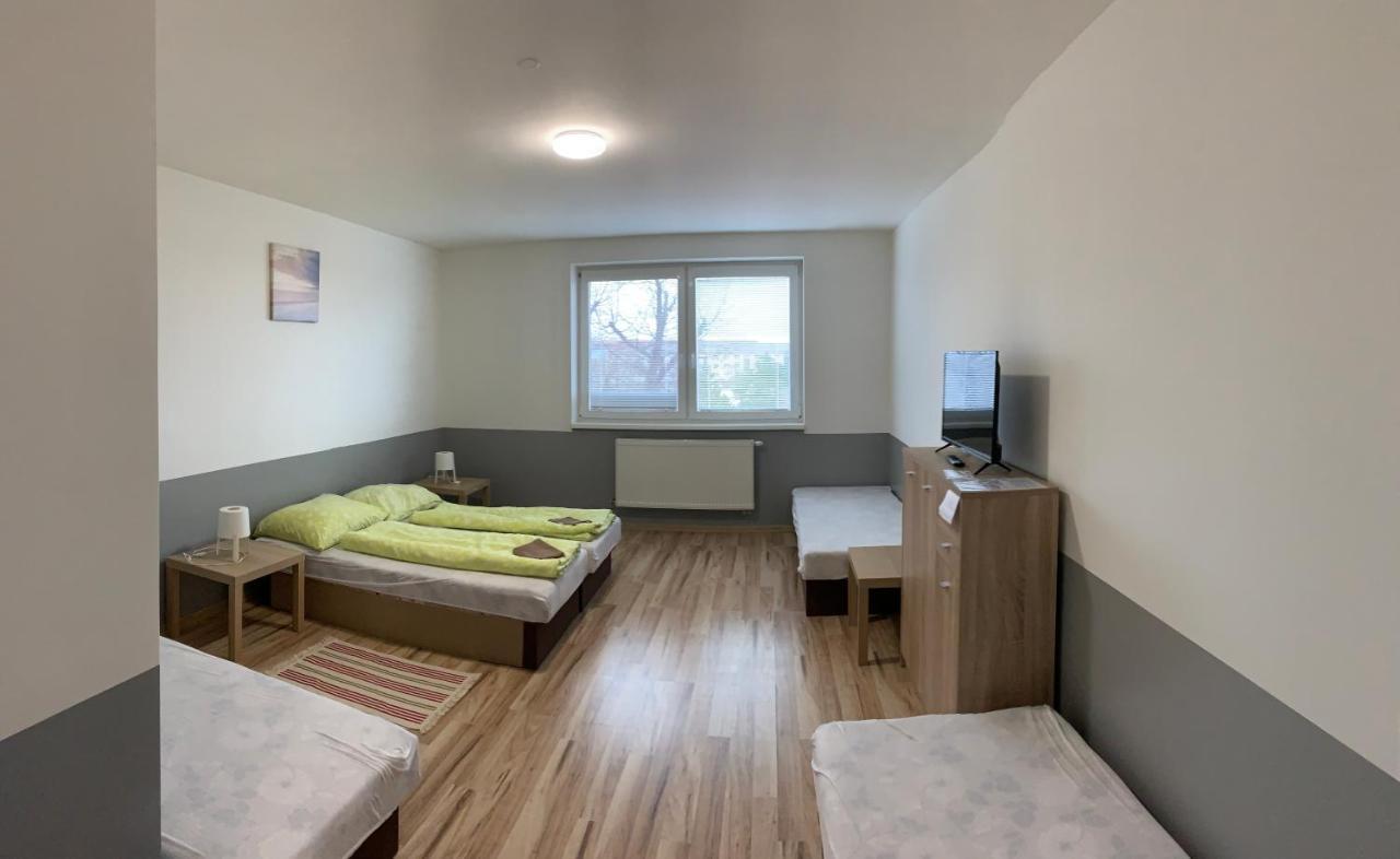 Hotel Tatra มาลาสกี ภายนอก รูปภาพ